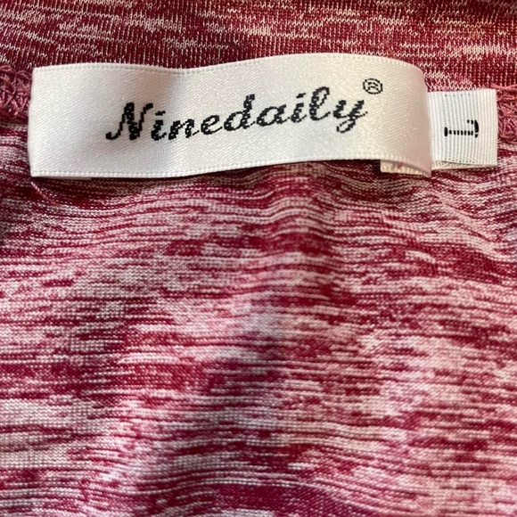 Women's red/burgundy sportswear top with open back detail - Picture 6 of 8